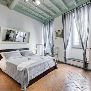 Apartment Lauraluxuryhome Vista Fori Imperiali, Rome